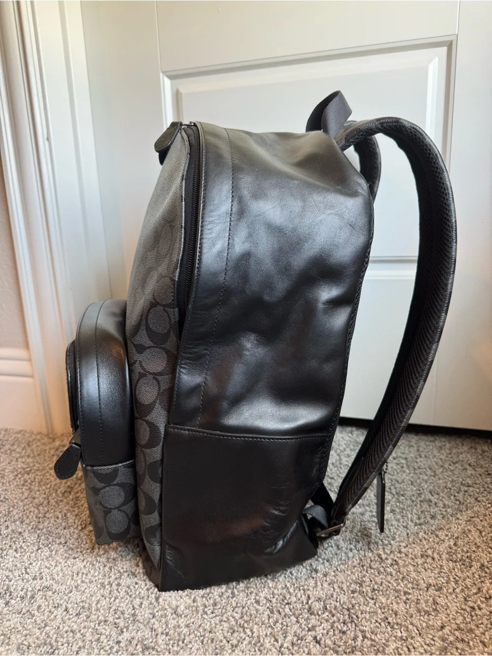 Coach Men's/Women’s Signature Logo Backpack in Charcoal and Black
